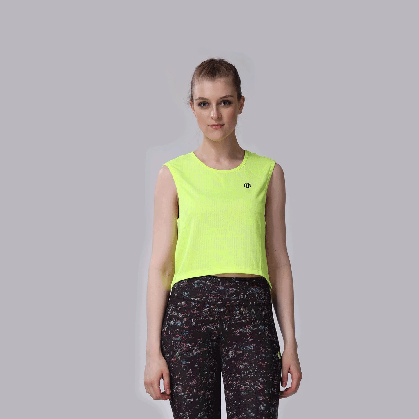 Activechill Athletic Cropped Tank WU24/0020