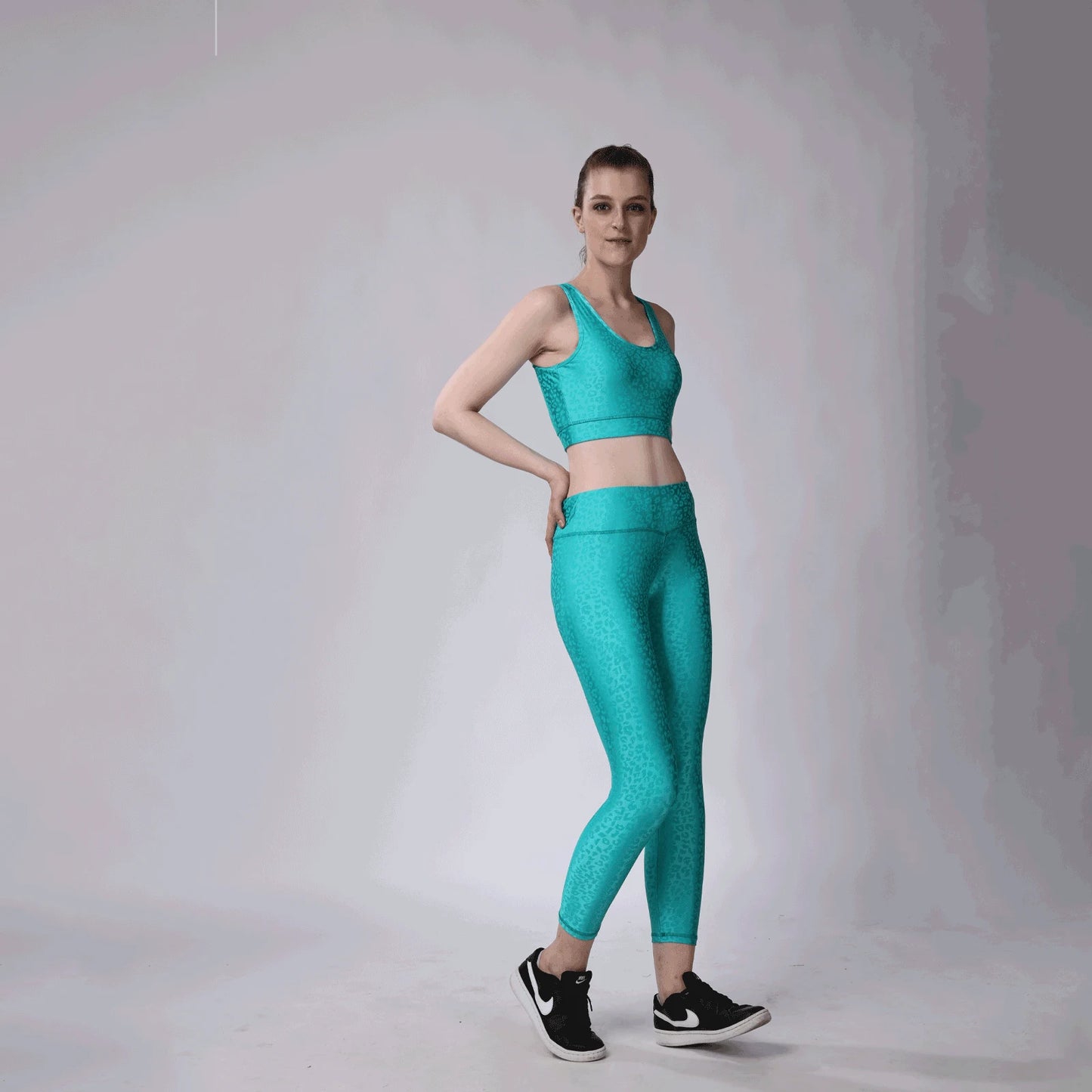 Girl’s Dynamic Leopard Anti-Moisture Special Edition Sports Bra & Tighty WS24/0017