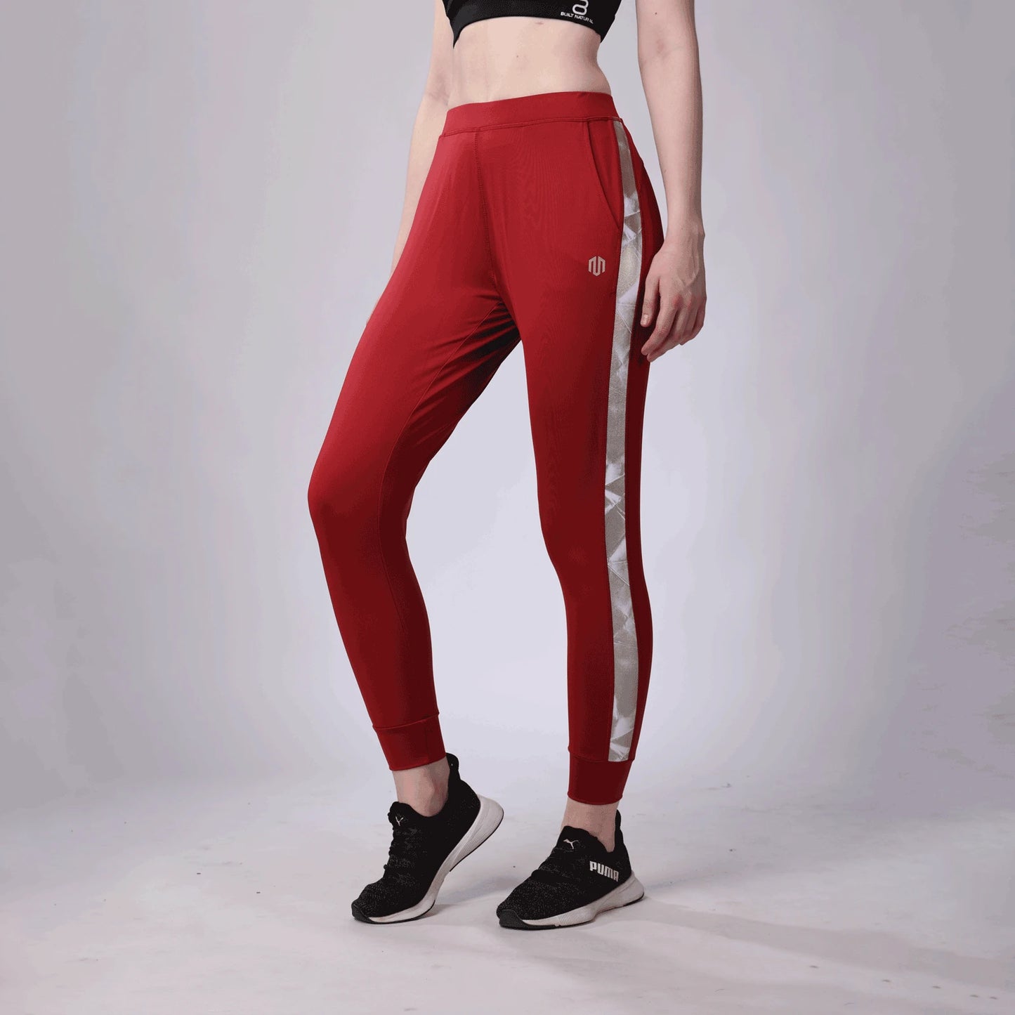 Beyond the Sweat Jogger WB24/0024