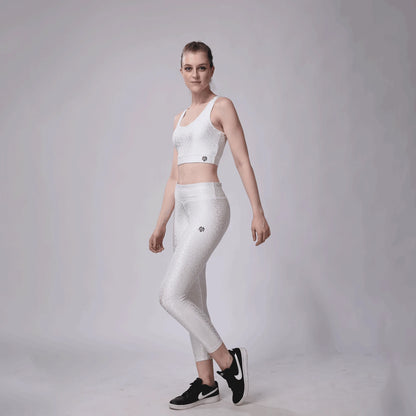 Girl’s Dynamic Leopard Anti-Moisture Special Edition Sports Bra & Tighty